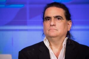 Álex Saab anunció que crearán "moderna" planta de productos de higiene y pañales en Venezuela