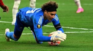 David Faitelson le pide a Guillermo Ochoa que se retire de la Selección de México