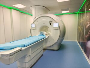ASEMBIS adquiere equipo de resonancia magnética más avanzado de Centroamérica