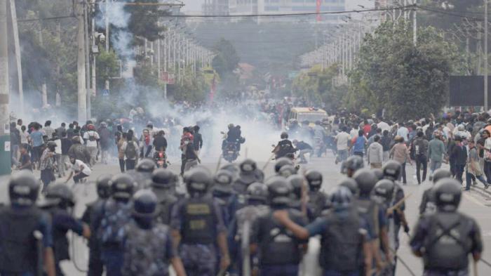 Cuba condena ataque de Israel en Doha; Franceses partidarios de salida de Macron; Disturbios violentos en Nepal; Cambios genéticos impulsaron riqueza de la neurodiversidad humana