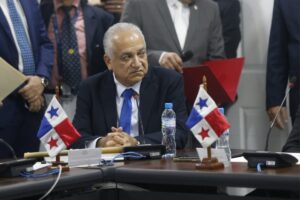 La agenda de Camacho en la Comisión de Gobierno: ¿frenar las propuestas anticorrupción?