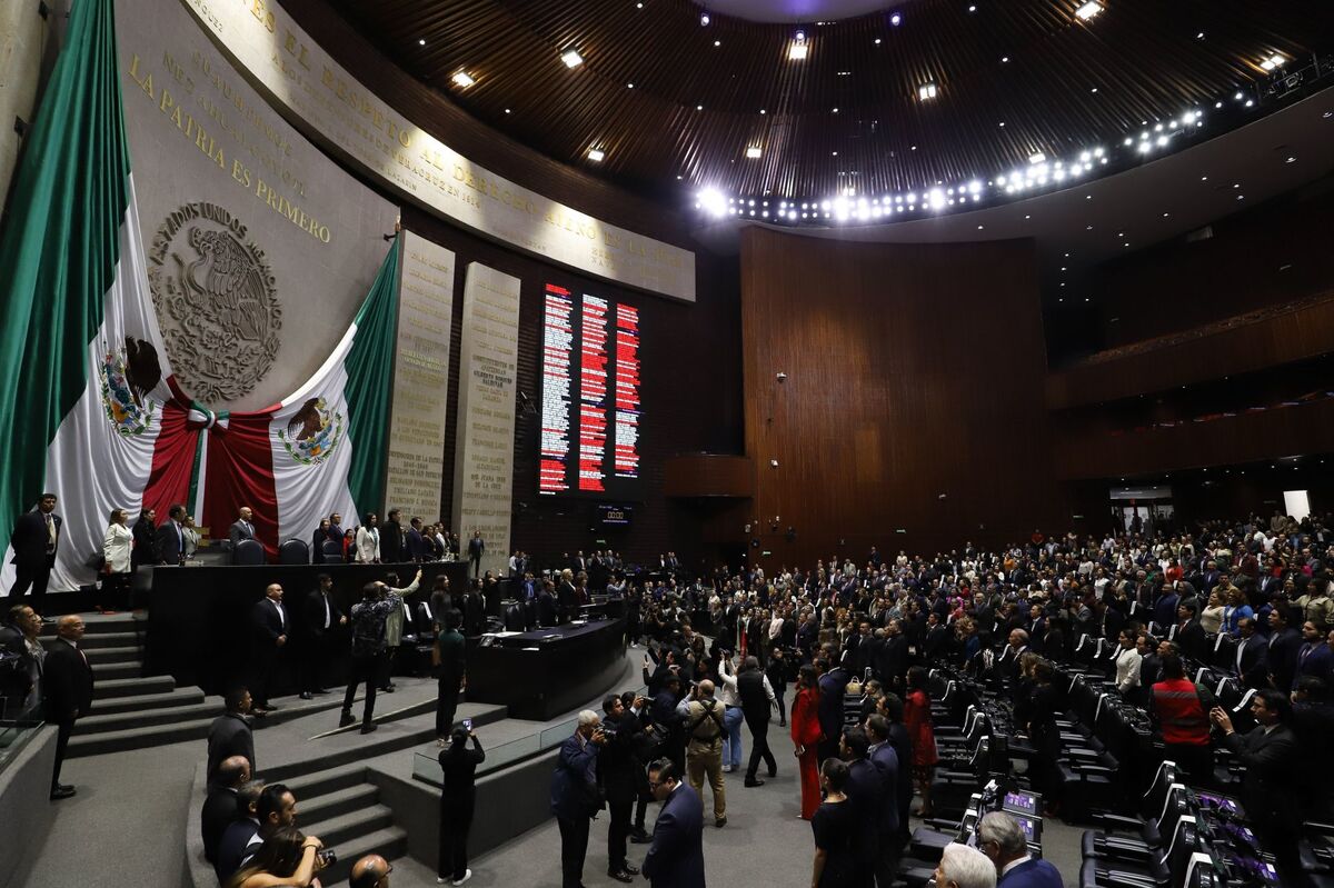 Legislativo y Judicial, sin aumento en el Presupuesto 2026: Monreal