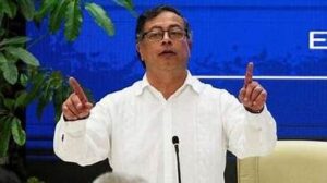 Petro llama a la liberación de Enrique Márquez