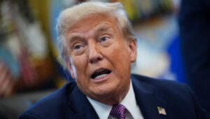 Trump condiciona a la OTAN a dejar de comprar petróleo ruso