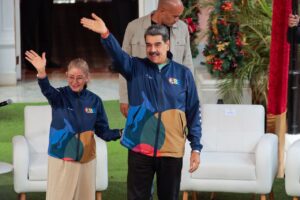 Maduro pide un acercamiento con los estudiantes de EE.UU para que "paren la guerra"