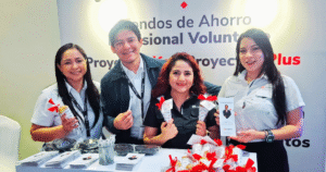 AFP CONFIA impulsa el bienestar y el aprendizaje en adultos mayores con Vivir x Más - La Prensa Gráfica