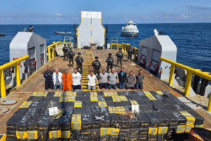 El Salvador detiene a tres nicaragüenses en gran operativo anti-drogas