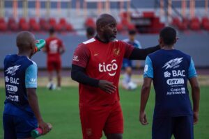 Felipe Baloy, de ser mundialista como jugador a clasificar a Panamá como entrenador